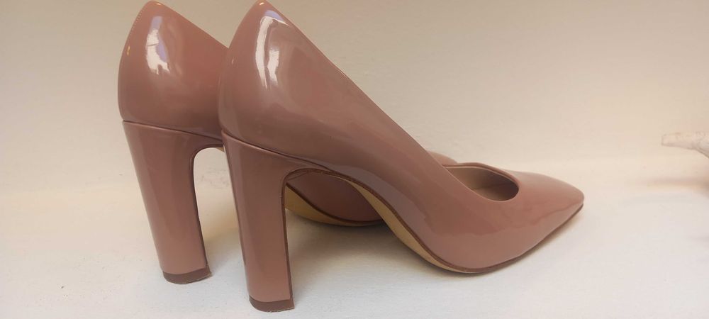 Sapatos Clássicos /Tom Salmão Envernizado - Sara Basic 36