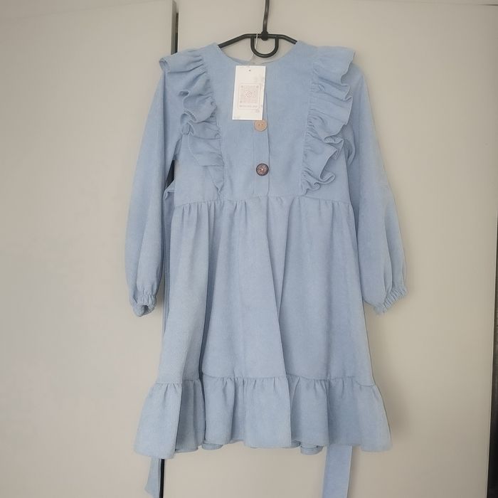 Сукня для дівчинки