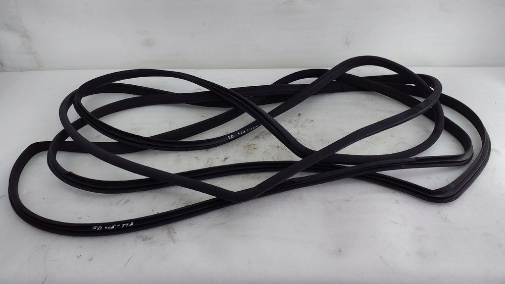 Borracha genérica MERCEDES-BENZ Classe E (W211)