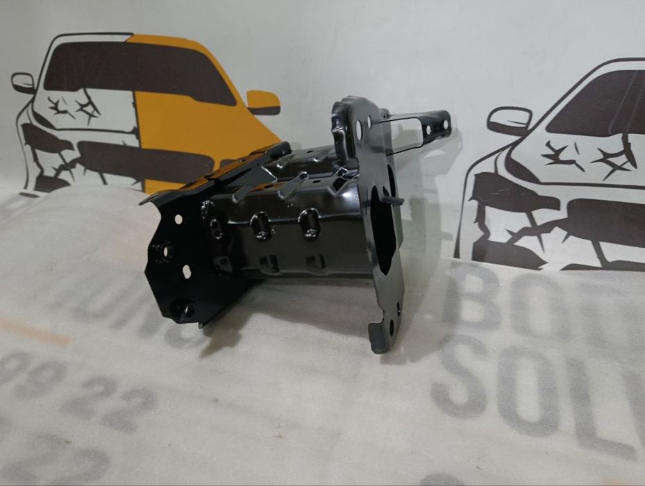 Кронштейн підсилювача правий (ліцензія) TOYOTA COROLLA 2020-23