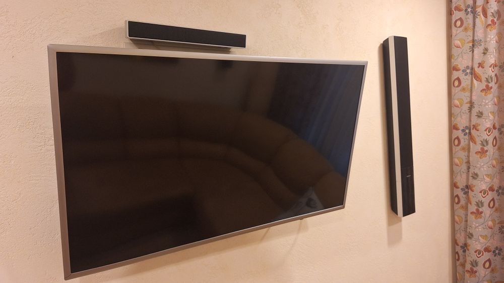 Телевизор LED Samsung UE40K5550AU сорок дюймов очень тонкий (102см)