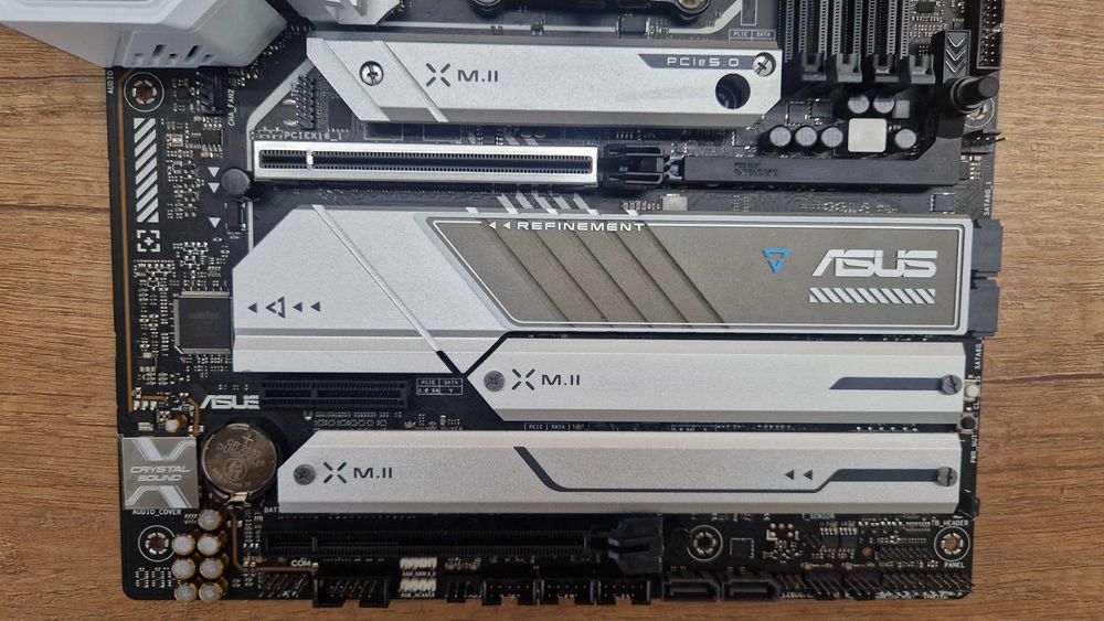 Płyta główna ATX ASUS X670E-PRO WIFI box gwarancja nr. 406115