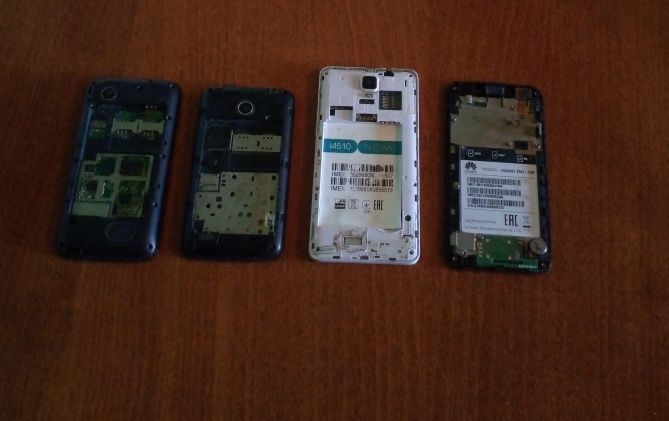 Телефони на запчастини