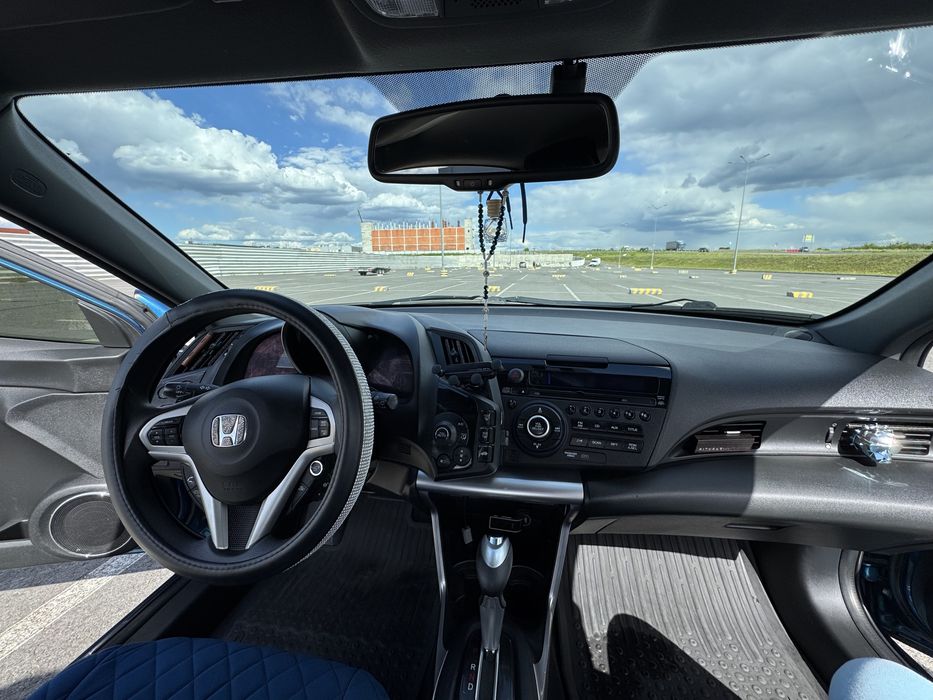 Honda cr-z 2015р.