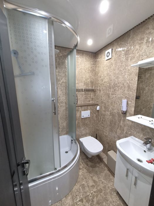 Продаж 3-х кімнатної квартири. Вулиця  Соборності 74. Парк Ювілейний.