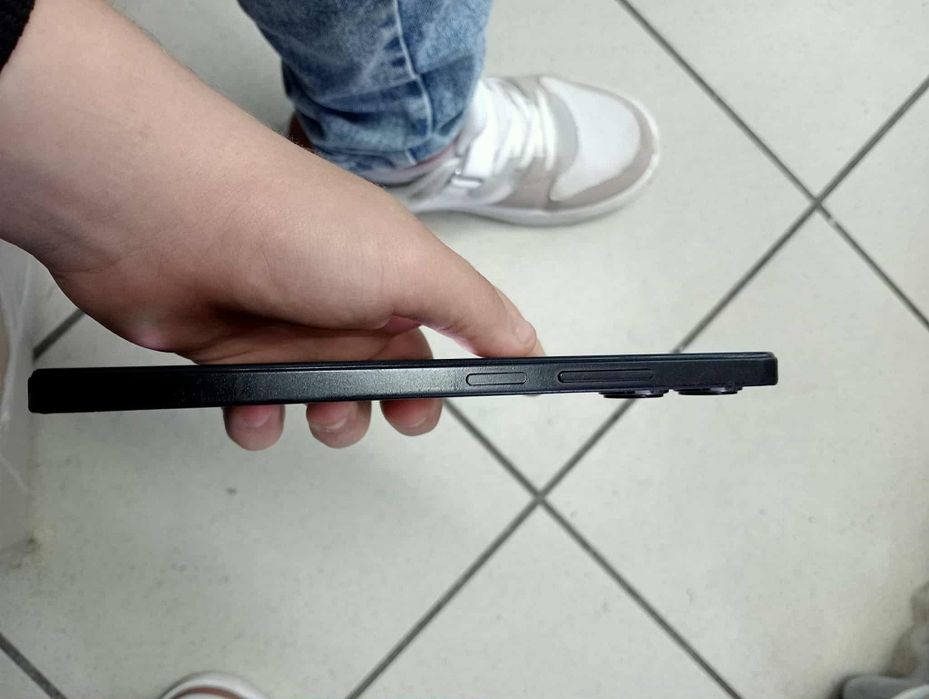 Продам телефон 128гб