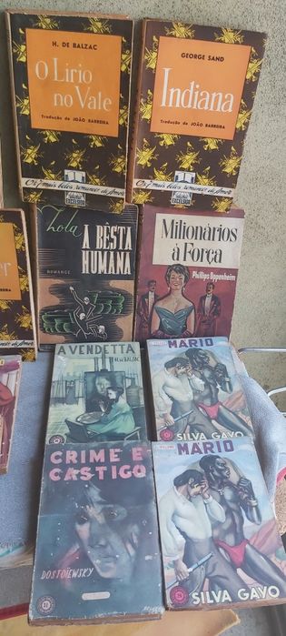 Livros Antigos (anos 40 e 50)