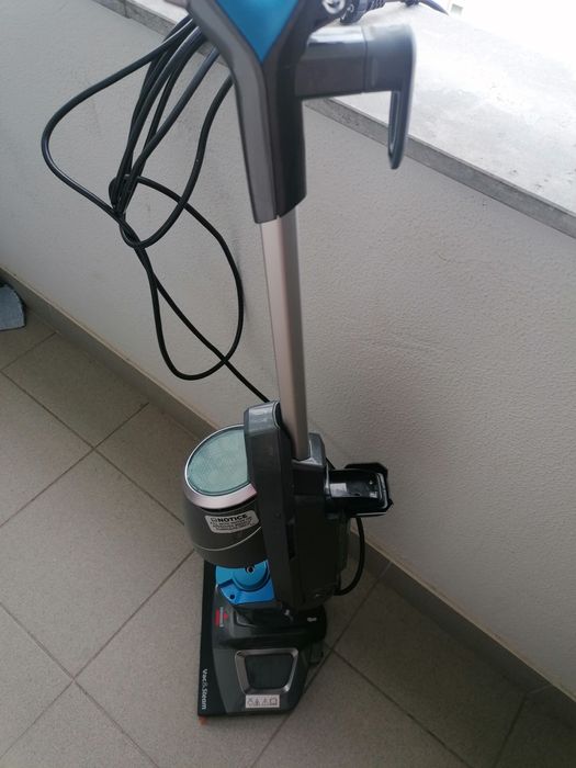 Aspirador vertical vac e steam.