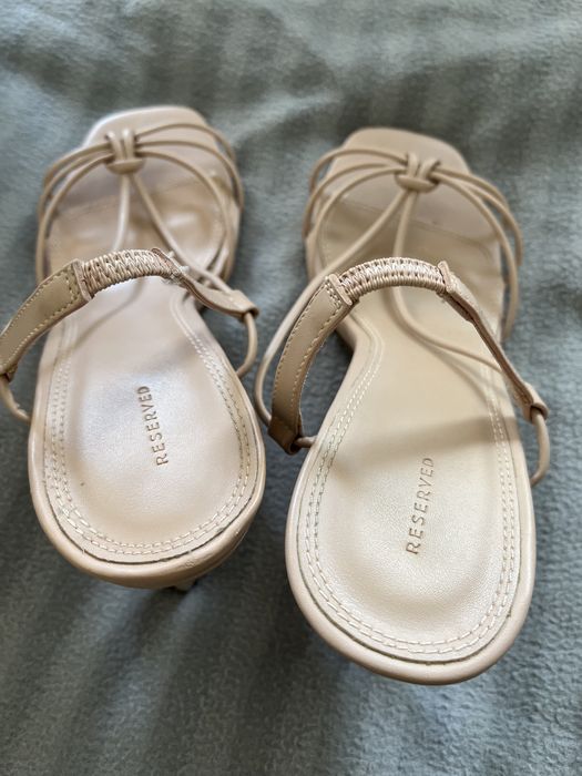 Sandałki Reserved 40