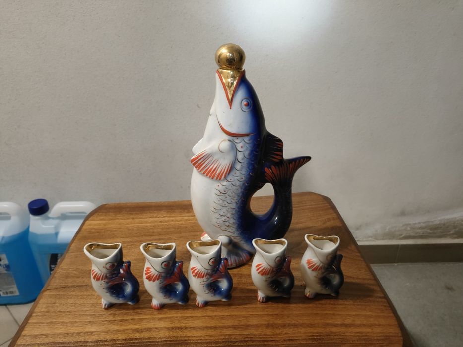 Rybka Porcelanowa Z Kieliszkami