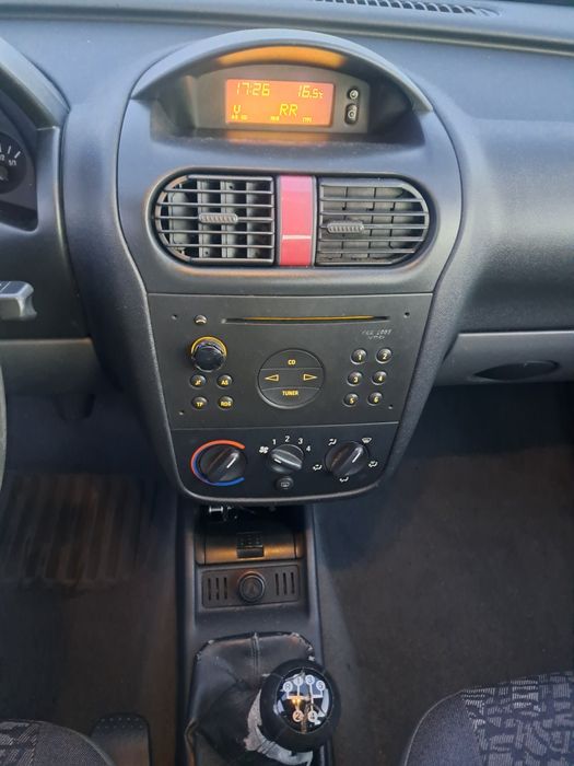Corsa C a gasolina