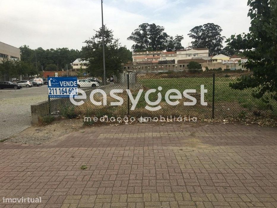 Lote de Terreno para construção na Avenida Europa em Viseu