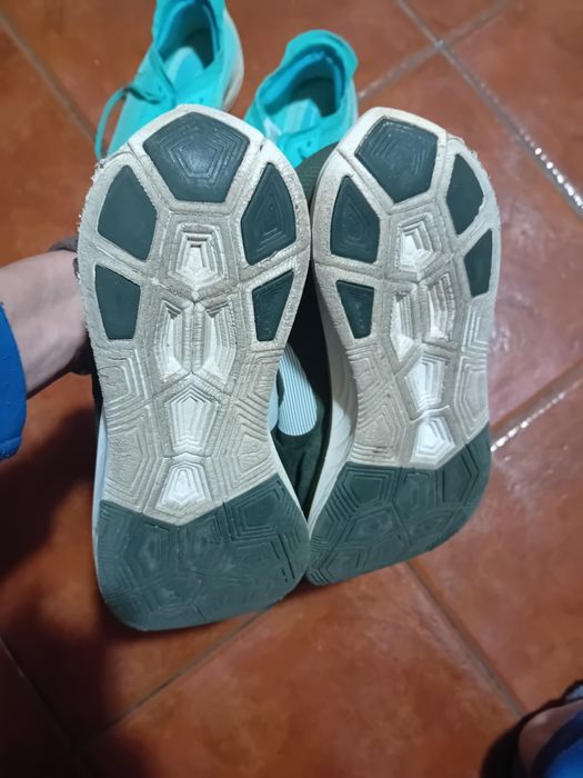 Tenis nike com bastante desgaste nr:41