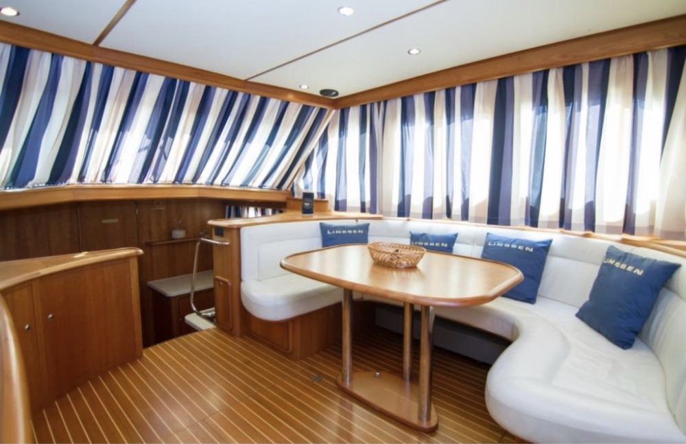 Яхта Linssen 43