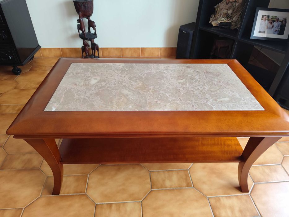 Mesa de apoio de sala