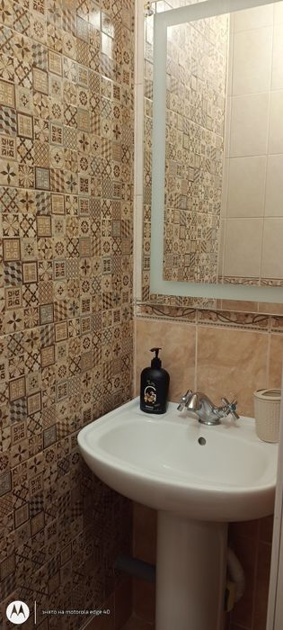 Навпроти КУРОРТУ в ЦЕНТРІ вул. Гоголя 139.