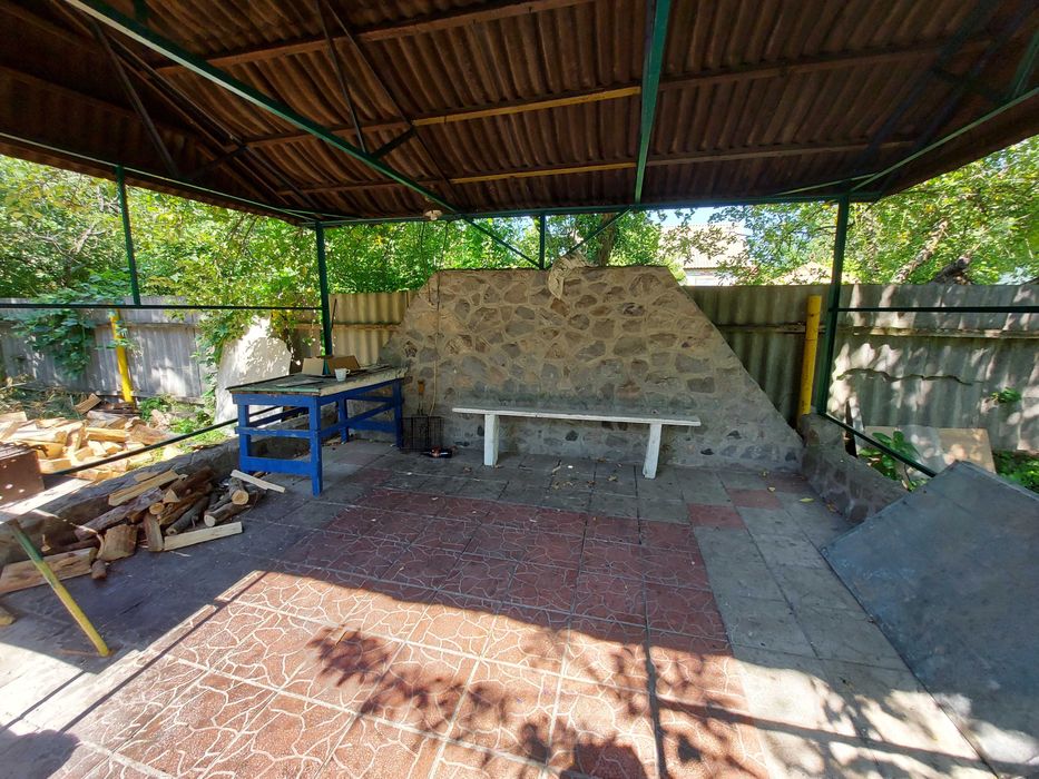 Продам дом 298 кв.м в 200 м от реки и 50 м от леса