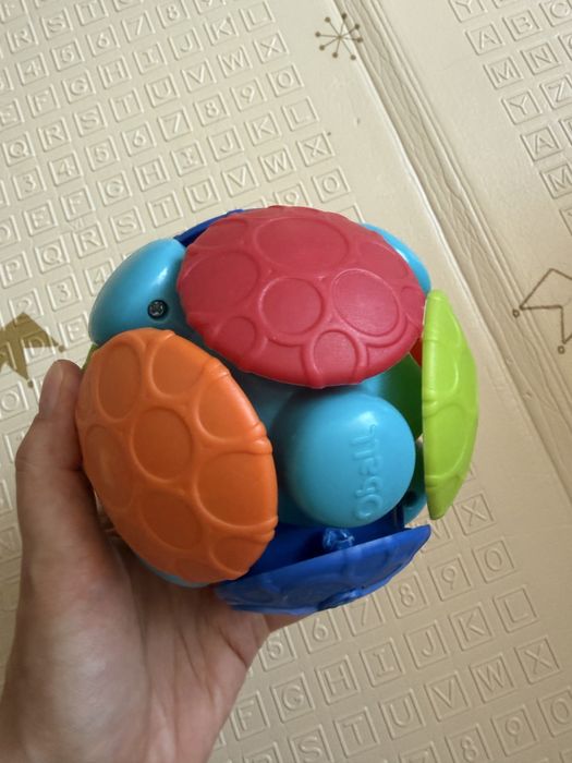 Oball Wobble Bobble вібруючий мʼяч