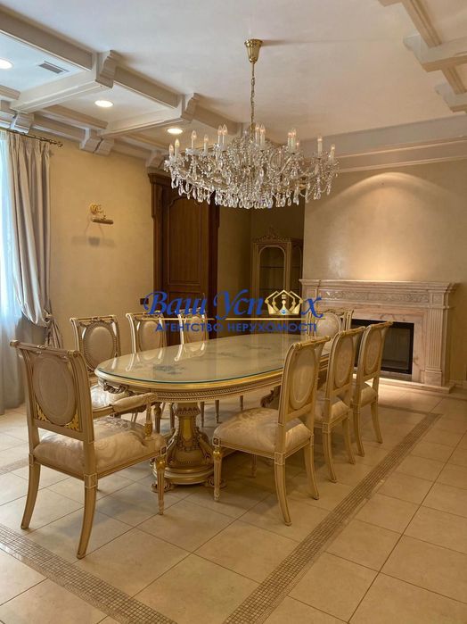 Аренда дома в центре Киева. Бот Сад. ул Добролюбова. Печерск