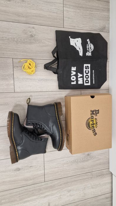 Ботинки Dr. Martens 1460 Black Smooth є торг 43 розмір