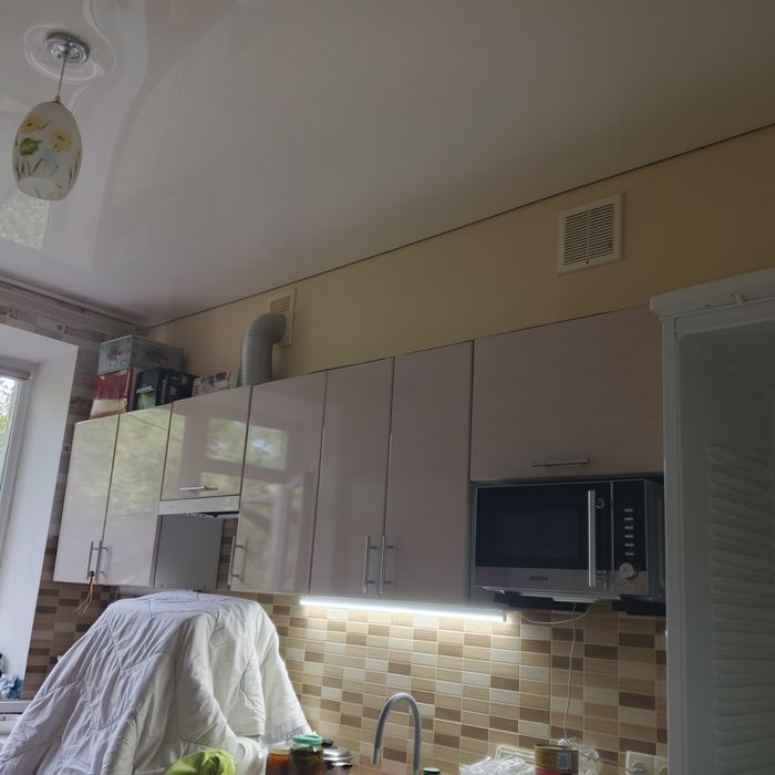 Продаю уютную 2х комнатную изолированную квартиру г Мерефа удобный рн