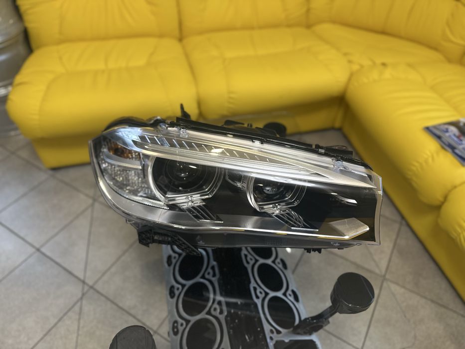 Передні фари BMW X5 F15 2013-2018 рік Бі - Ксенон Европа