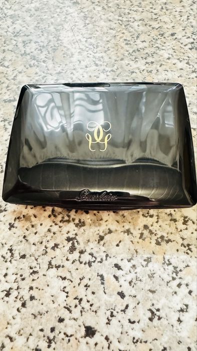 Футляр для пудри Guerlain Lingery de Piau