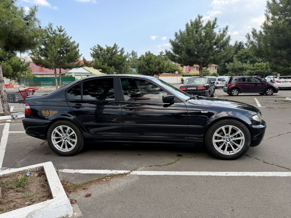 Продам BMW 318i e46