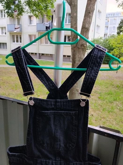 Spodnie ogrodniczki damskie Cropp ,,XXS,,