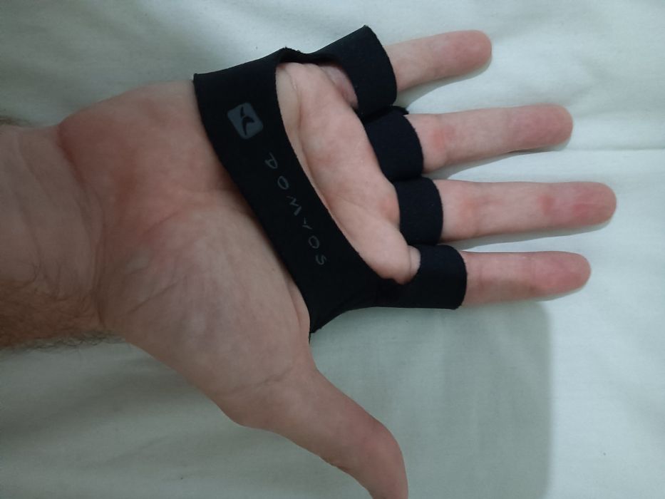 Luvas domyos musculação