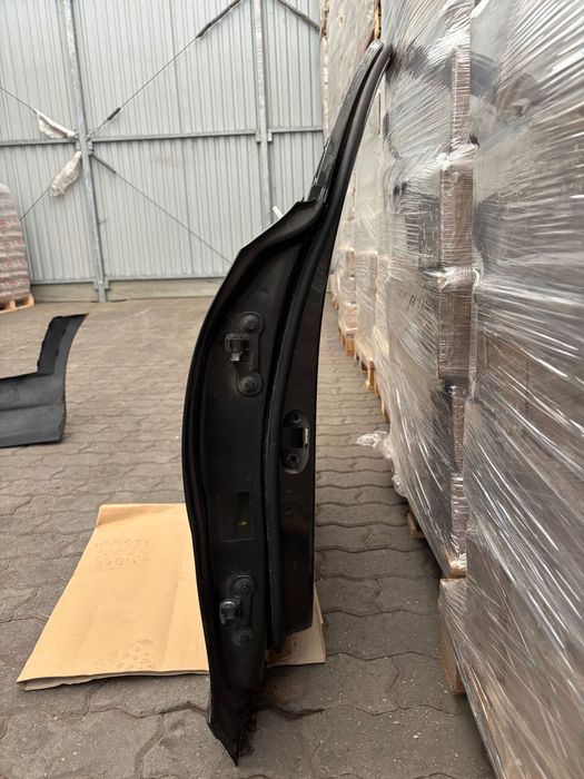 Drzwi prawe przód  Volvo V90 CC