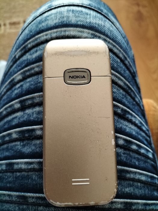 Nokia 6030 z ładowarką