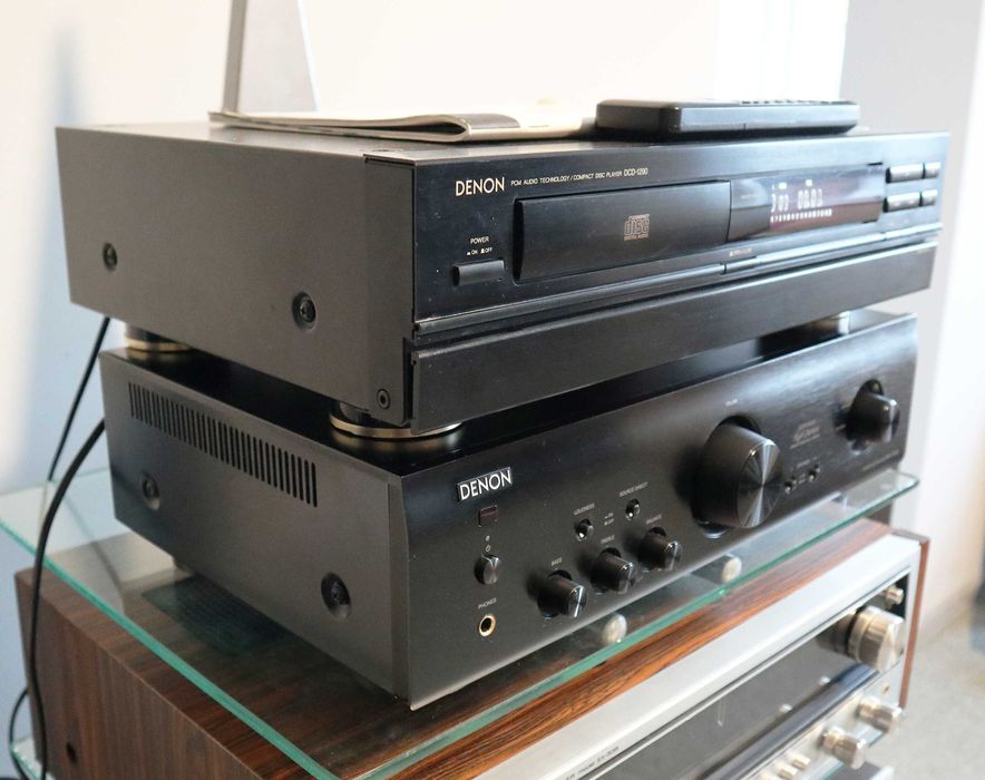 Стойка  Усилитель Denon PMA-720AE на полевых транзисторах Toshiba   Cd проигрыватель DENON DCD 1290 Burr Brown ЦАП 2 x PCM61 пульт паспорт чеки