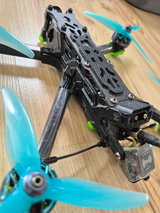 Dron FPV iFlight Nazgul Evoque F5D V1 TBS GPS HD