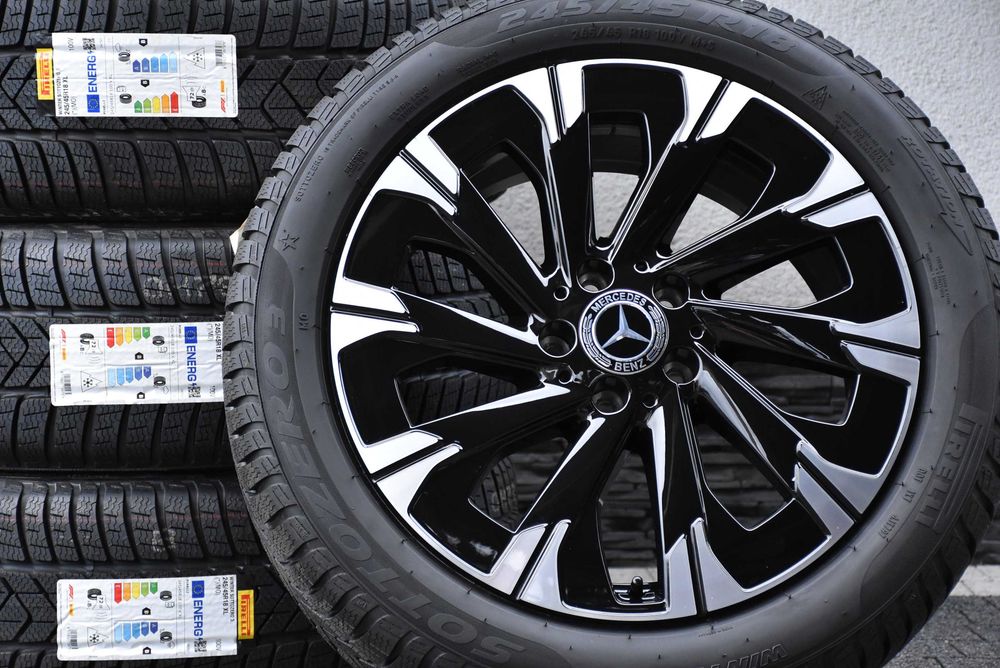 Koła zimowe OEM Mercedes V KLASA W447 W448 VITO Viano 18" NOWE Pirelli MO Vito Tourer