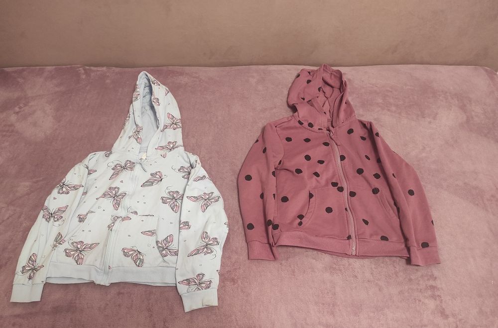 Кофточки та штанці на дівчинку