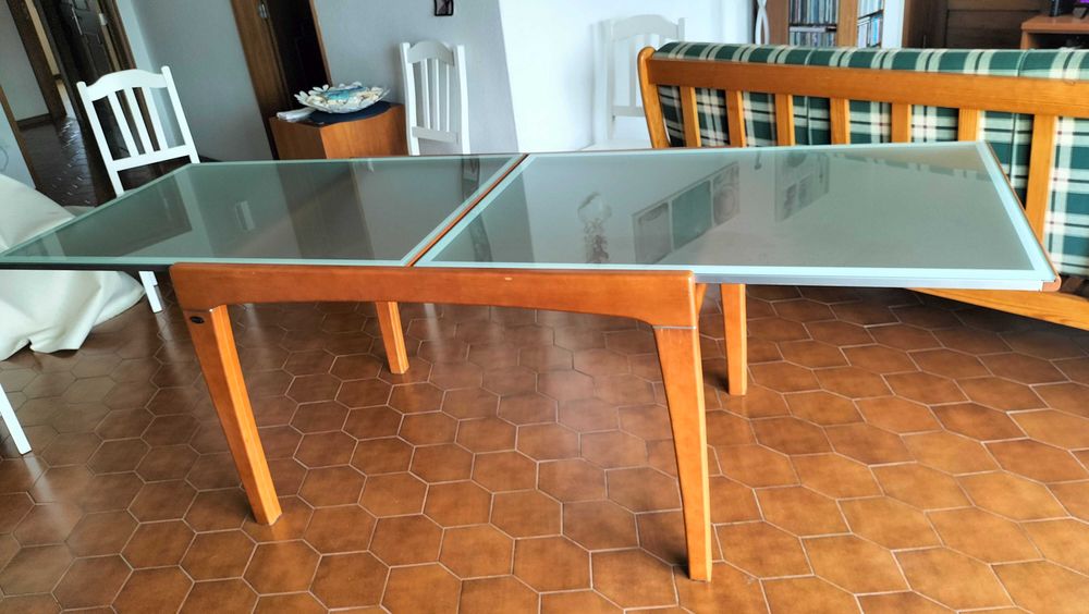 MESA EXTENSÍVEL de  sala  de jantar