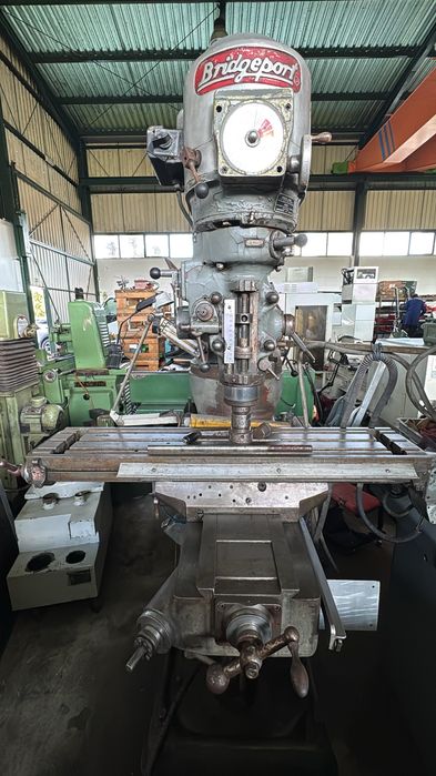 Fresadora Ferramenteira Bridgeport Series 1