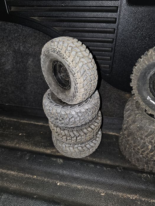 Jantes c/pneus RC Crawler 1:10