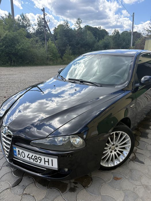 Продам Alfa Romeo 147 1.6
