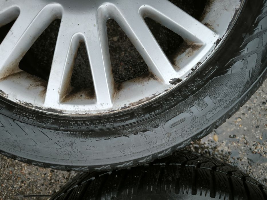 Audi felgi 17 z oponami zimowymi