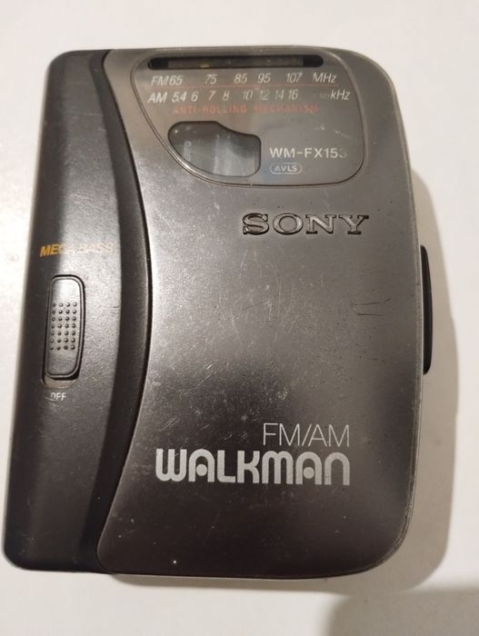 Кассетный плеер Casio AS-215R.