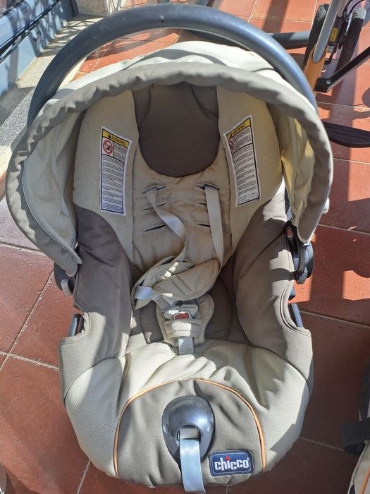 TRIO CHICCO carrinho, alcofa e ovo