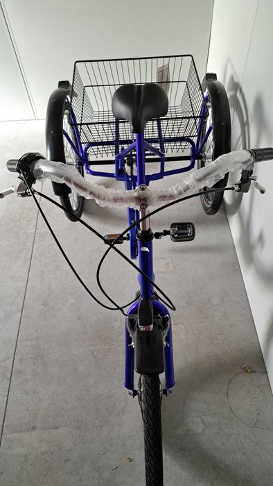 Bicicleta três rodas