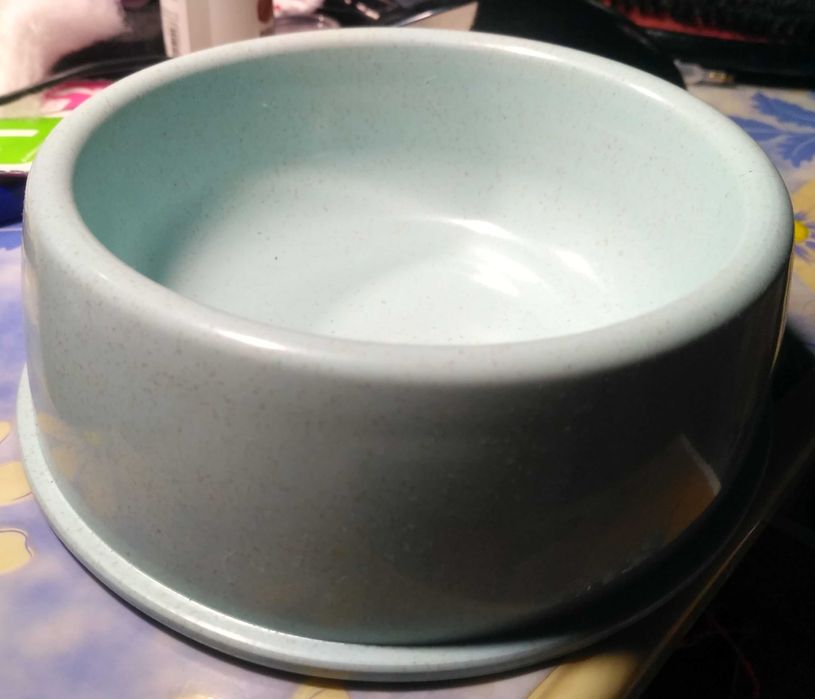 Новая куртка,миска для собаки XL на 5-9 кг.