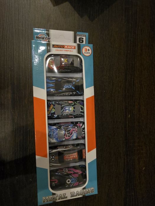 Komplet samochodzików 48tknz