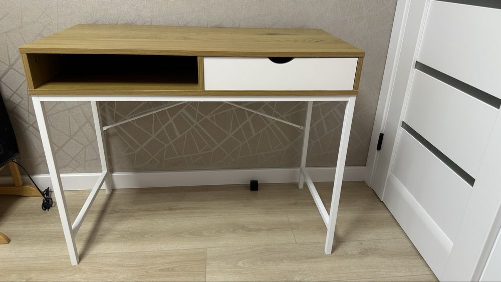 Стіл письмовий JYSK білий+дуб