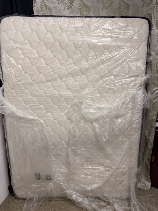 Colchao casal  140x90 como novo