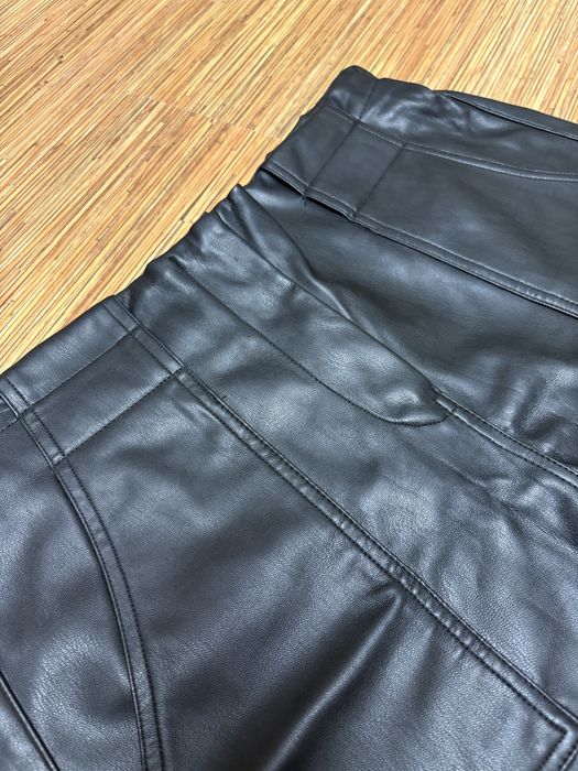 Шкіряні шорти на флісі