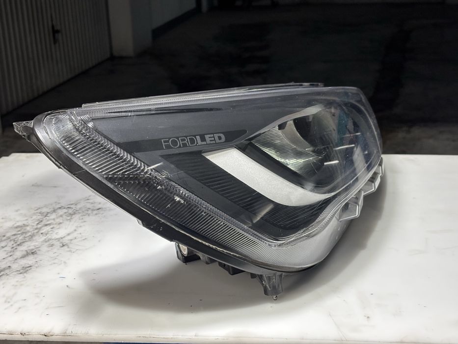 Farol Ford focus IV MK4 HN LED – Lado Direito (RH) NX7B-13E014-CD
